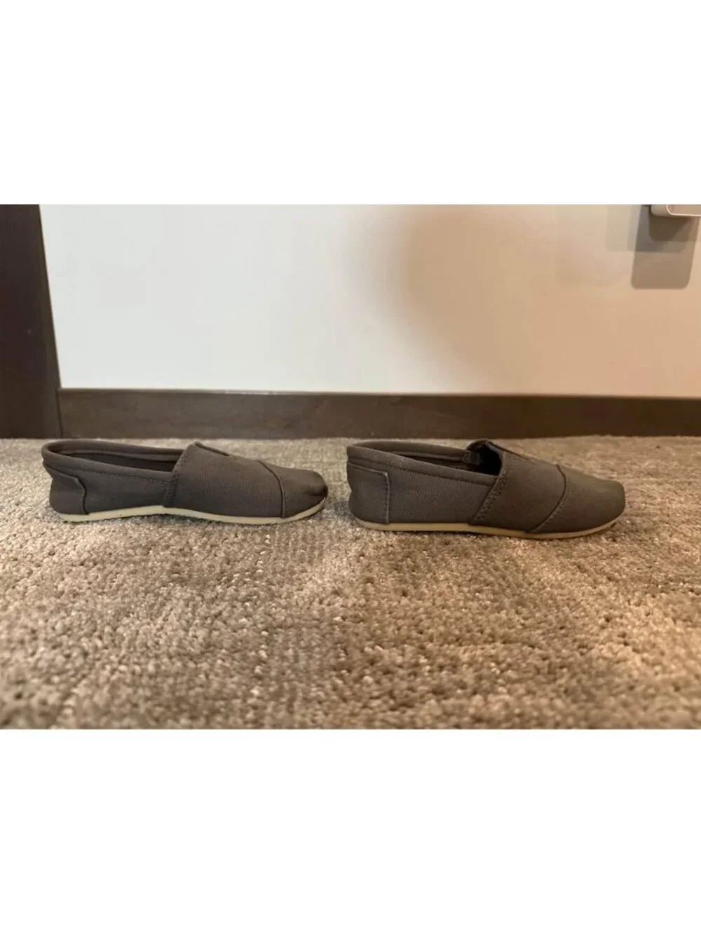 Youth Size 11 Canvas Shoes